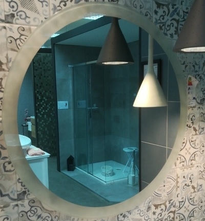 KIMIC OGLEDALO SA LED rasvjetom TOUCH switch OKRUGLO fi 70cm